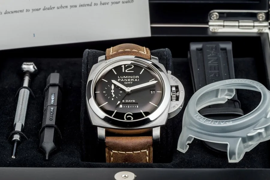 Panerai Ref Pam00233 Op6660 Luminor Gmt 8 Days