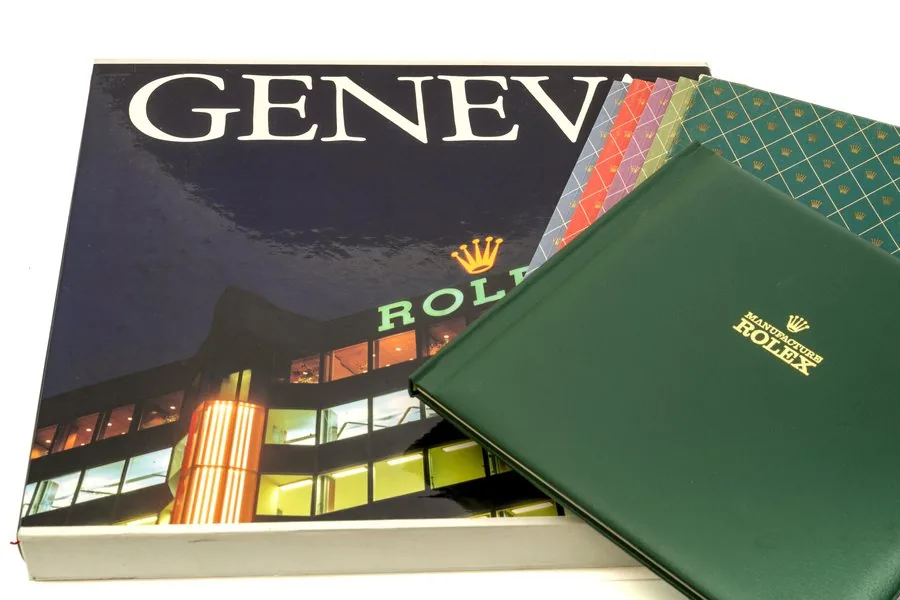 ROLEX, 3 BOOKS A set of 3 rare Rolex books, Manufacture Rolex, made for the centenary of the Rolex factory 1878-1978, Vade Mecum (second edition, German), No. 668/1000, Geneva Rolex, 1995. In excellent condition AA.