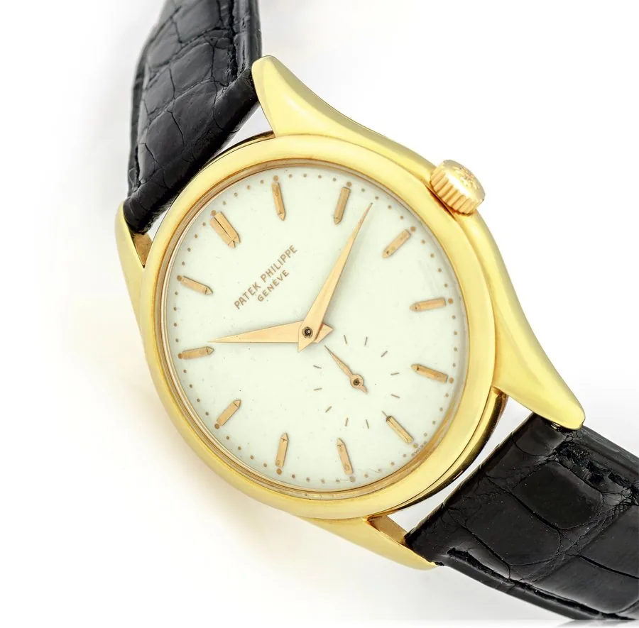 PATEK PHILIPPE REF. 2526 ENAMEL DIAL FIRST GENERATION VERY EARLY MOVEMENT NUMBER YELLOW GOLD Patek Philippe, Genève, No. 760050, case No. 674954, Ref. 2526. Made in 1953, sold on August 25th, 1953. Very fine and rare, water-resistant, self-winding, 18K yellow gold wristwatch with enamel dial and an 18K yellow gold Patek Philippe buckle. Accompanied by the Extract from the Archives.