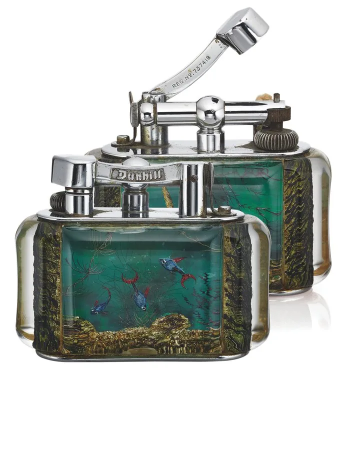 DUNHILL AQUARIUM TABLE LIGHTER CHROME Dunhill, England, patent No. 737418. Made circa 1950s.