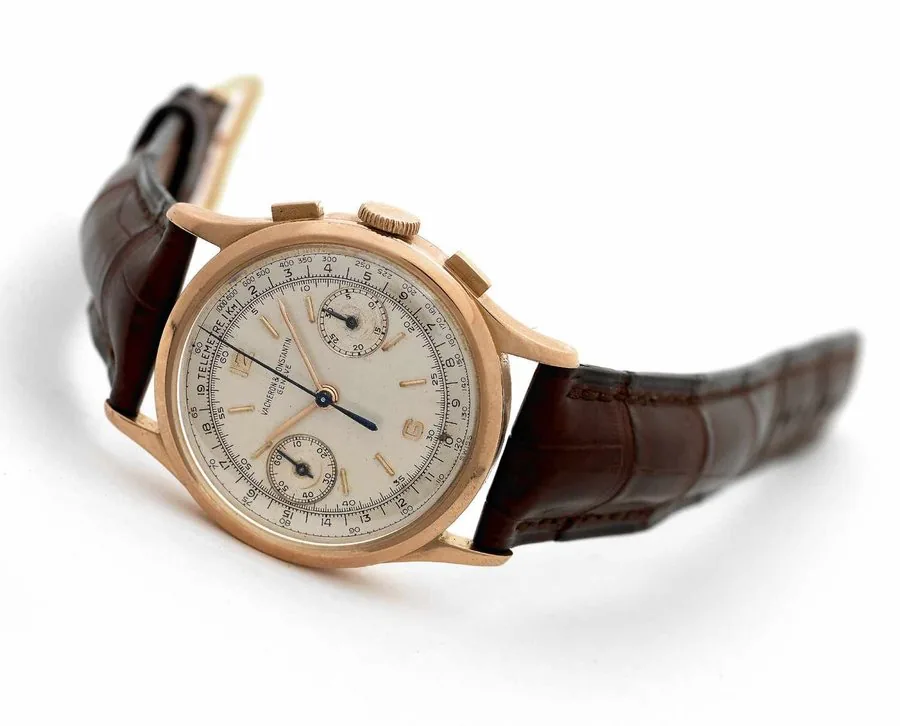 Vacheron & Constantin Pink Gold Chronograph Vacheron & Constantin, Genève, No. 466730, case No. 328772. Made in 1950. Very fine and rare, 18K pink gold wristwatch with square button chronograph, register, telemeter and tachometer.