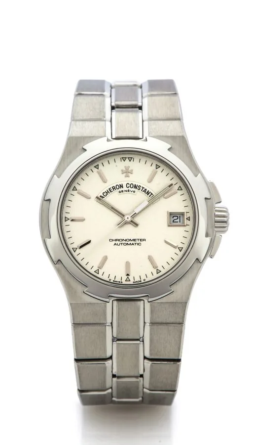 VACHERON OVERSEAS AUTOMATIC CHRONOMETER STEEL Vacheron & Constantin, Genève, "Overseas Chronometer," Automatic, case No. 759421. Made in the early 2000s. Very fine, self-winding, water resistant, stainless steel wristwatch with date and an integrated, stainless steel Vacheron Constantin link bracelet with double deployant clasp. Accompanied by a copy of an overhaul invoice down at Vacheron Constantin through les Ambassadeurs dated November 2016. Dial, case and movement signed.