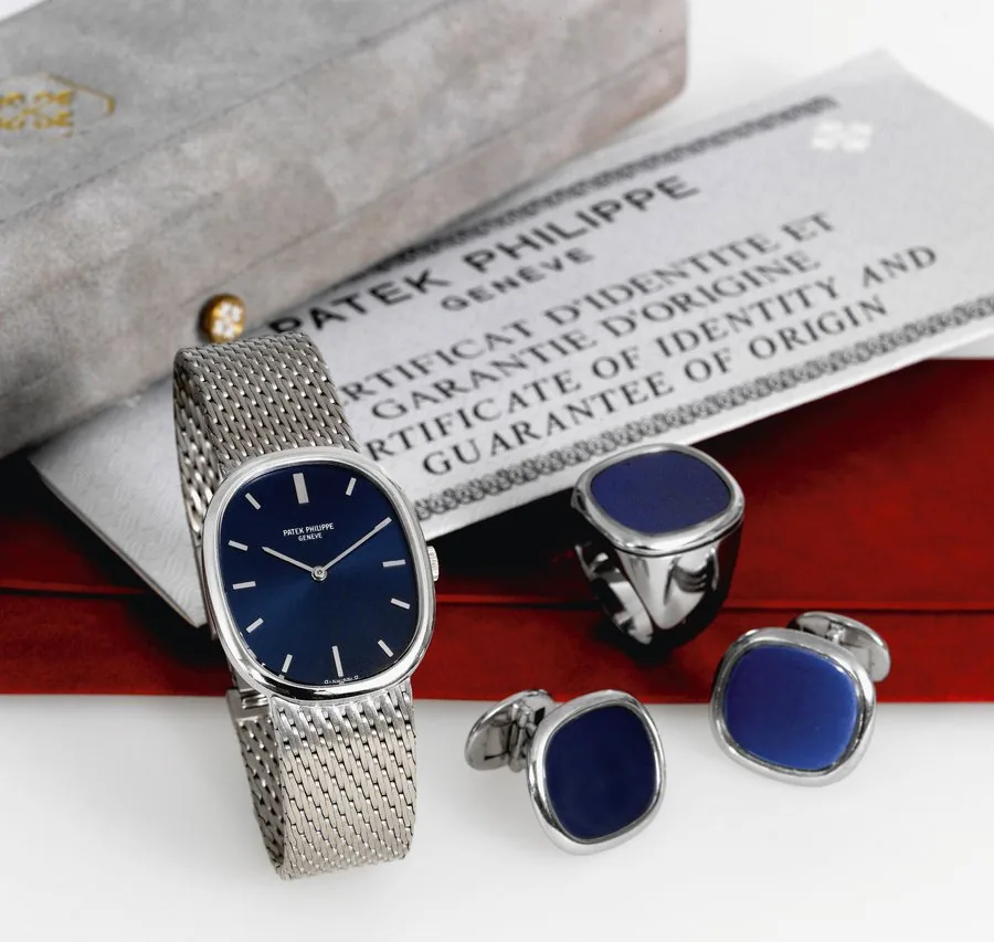 The Ellipse Set Patek Philippe, Genève, "Ellipse", movement No. 1221805, case No. 2734305, Ref. 3548-1. Sold on February 6th, 1976. Fine, oval, 18K white gold wristwatch with an 18K white gold integral Patek Philippe bracelet. Accompanied by the Certificate of Origin, fitted box, white gold Patek Philippe 'Ellipse' cufflinks and a white gold Patek Philippe 'Ellipse' ring.