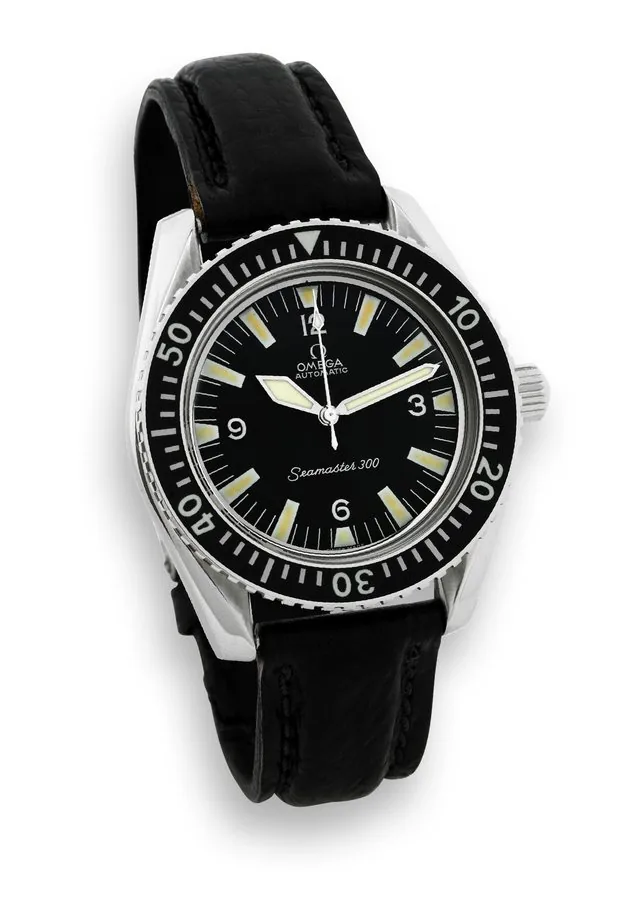 Omega - Seamaster 300 Omega, Seamaster 300, Automatic, No. 19035972, Ref. ST 166.0324. Made in the 1960s. Fine, center seconds, self-winding, water-resistant, stainless steel diver's wristwatch. To be sold without reserve