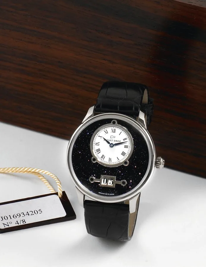 Limited Edition, Grande Date Aventurine Jaquet Droz, Genève, "Hommage Genève 1784," "Grande Date," Numerus Clausus No. 4/8, Ref. J016934205. Made in a limited edition of 8 examples in 2006. Very fine and rare, large, self-winding, water-resistant, 18K white gold wristwatch with aventurine dial, large date and an 18K white gold Jaquet Droz buckle. Accompanied by its original fitted box and warranty certificate / instruction booklet.