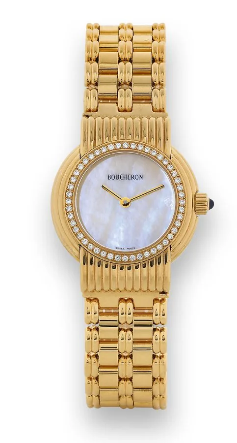 Boucheron, Solis, No. AK 421507. Made circa 2000. Fine lady's quartz 18K yellow gold bracelet watch with diamond bezel. Accompanied by a fitted box and warranty.