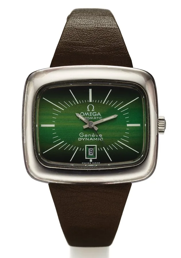 OMEGA DYNAMIC STEEL Omega, Genève, "Automatic, Dynamic." Made in the 1970s. Fine, horizontal rectangular, center seconds, self-winding, water-resistant, stainless steel lady's/mid-sized wristwatch with date and a stainless steel Omega buckle. Accompanied by a box.
