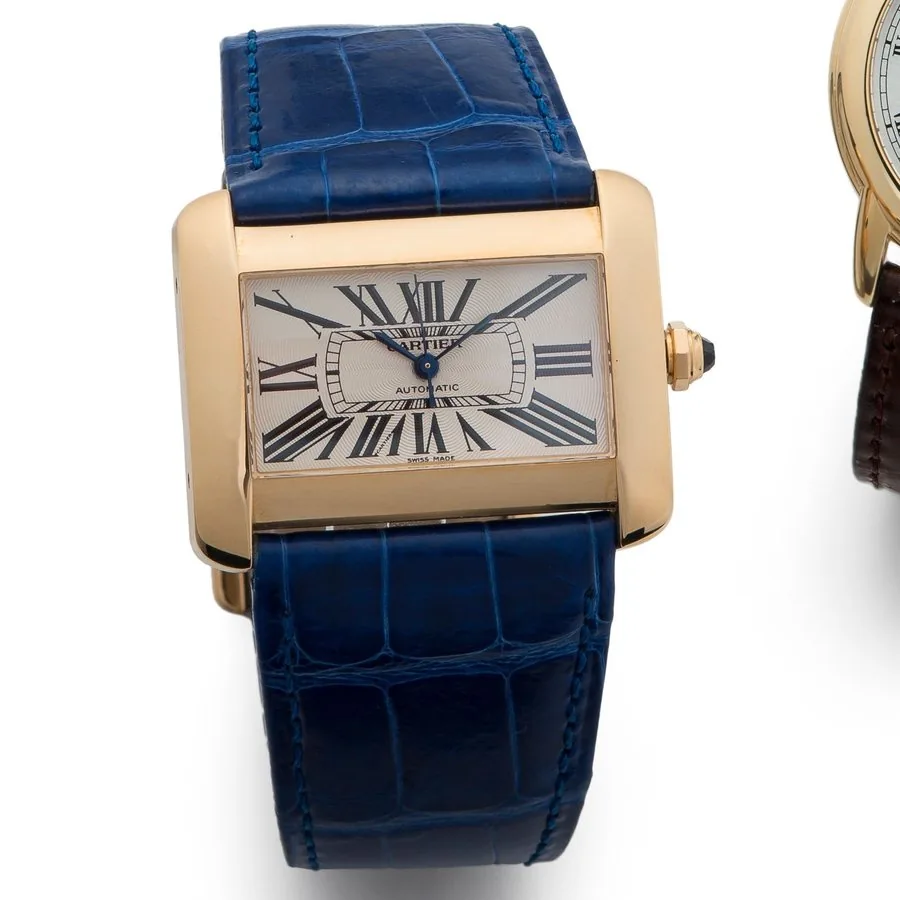 Cartier. An 18K gold automatic wristwatch Tank Divan, Ref:2603, Case No.267672CE, Circa 2010