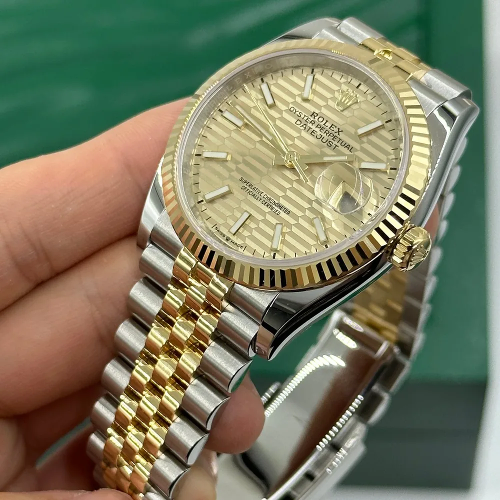 Rolex Datejust 36 126233 Champagne Flute Jubilee 2024
