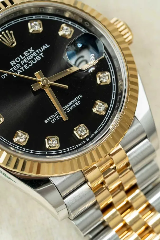 Rolex Datejust 36 126233 Black Diamond Jubilee 20Links