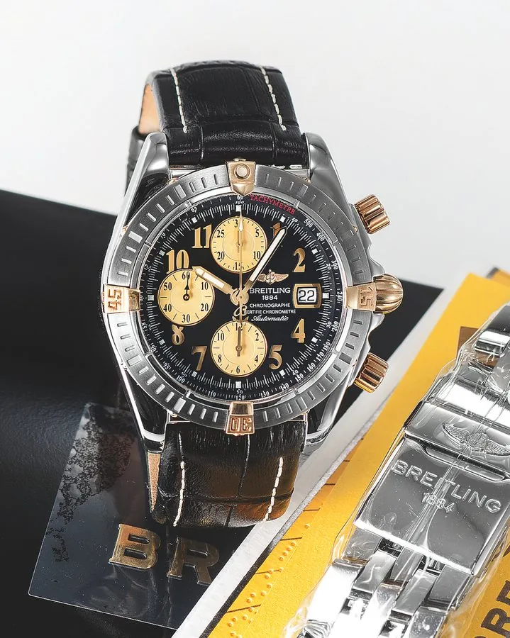 Breitling Blackbird B13350