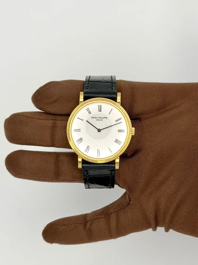 Patek Philippe Calatrava 5120J-001