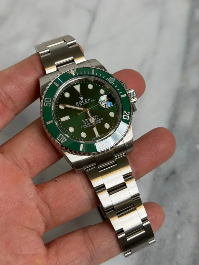Rolex 2013 116610LV Hulk 14430