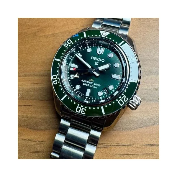 Seiko ProspexDiver's 200m Auto SPB381J1