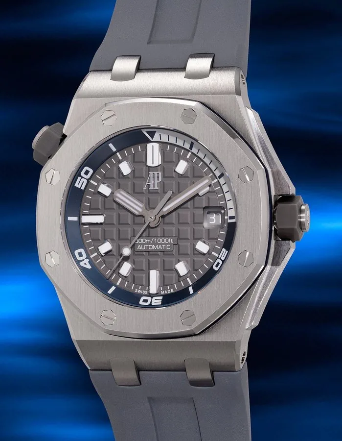 Audemars Piguet Royal Oak Offshore 15720ST.OO.A009CA.01