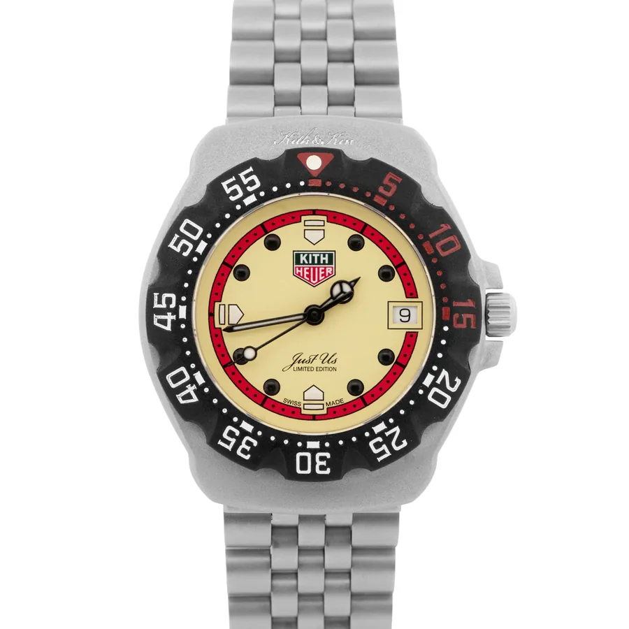 Massapequa Park PAPERS Tag Heuer x WA121F.BA0023