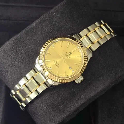 Tudor Style 12113-0007