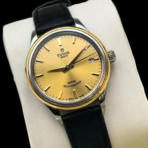 Tudor Style 12303-0001