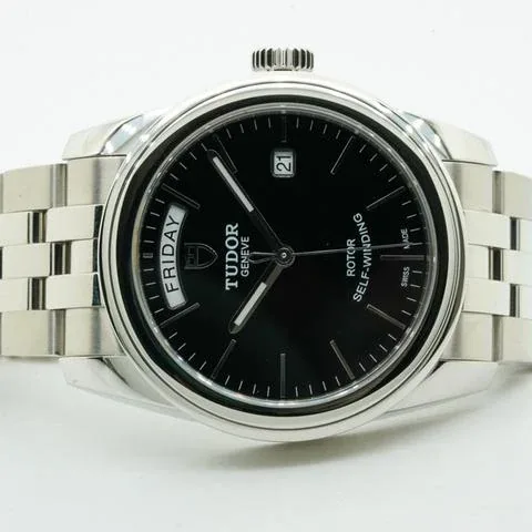 Tudor Glamour Date-Day 56000-0008