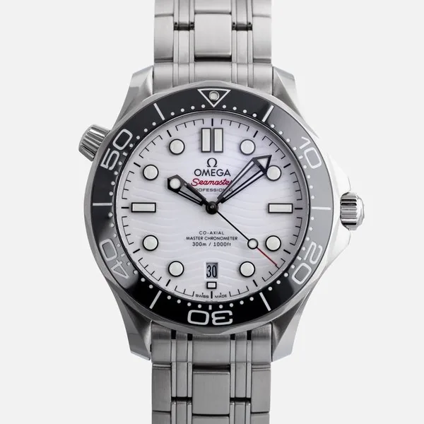 Omega Seamaster Diver 300 M"Great White" Ref. 210.30.42.20.04.001