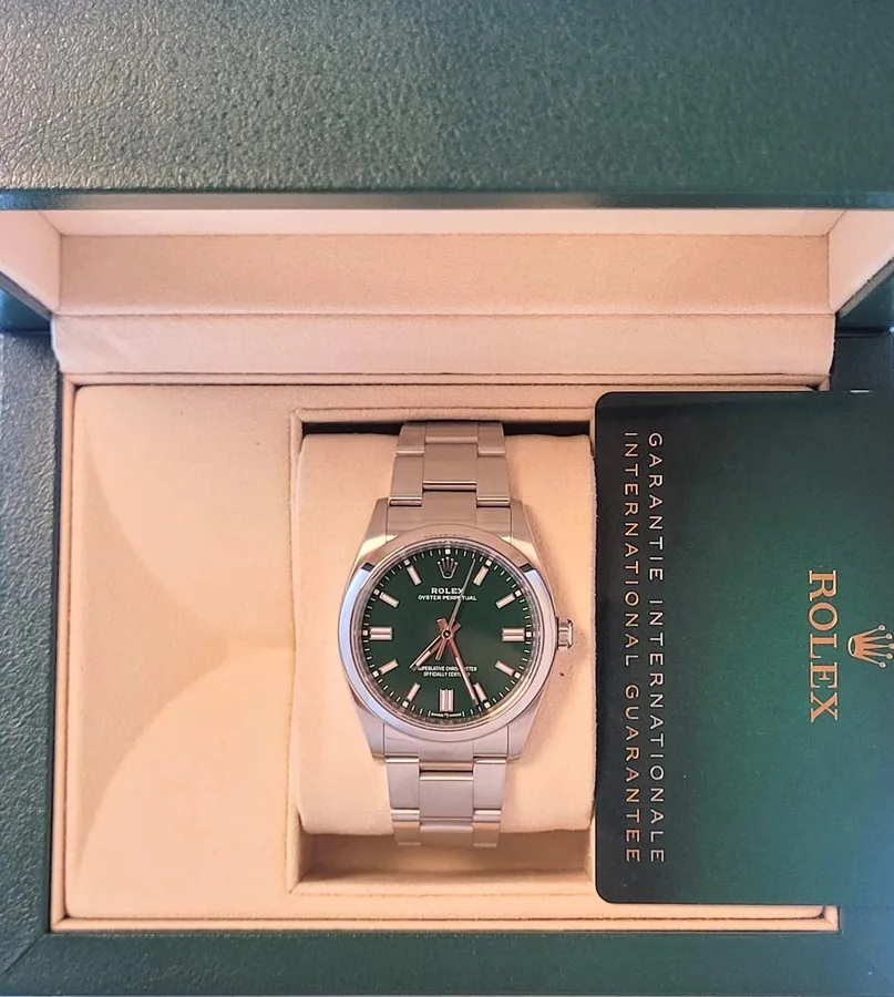 My Store 2025 Rolex Oyster Perpetual 126000