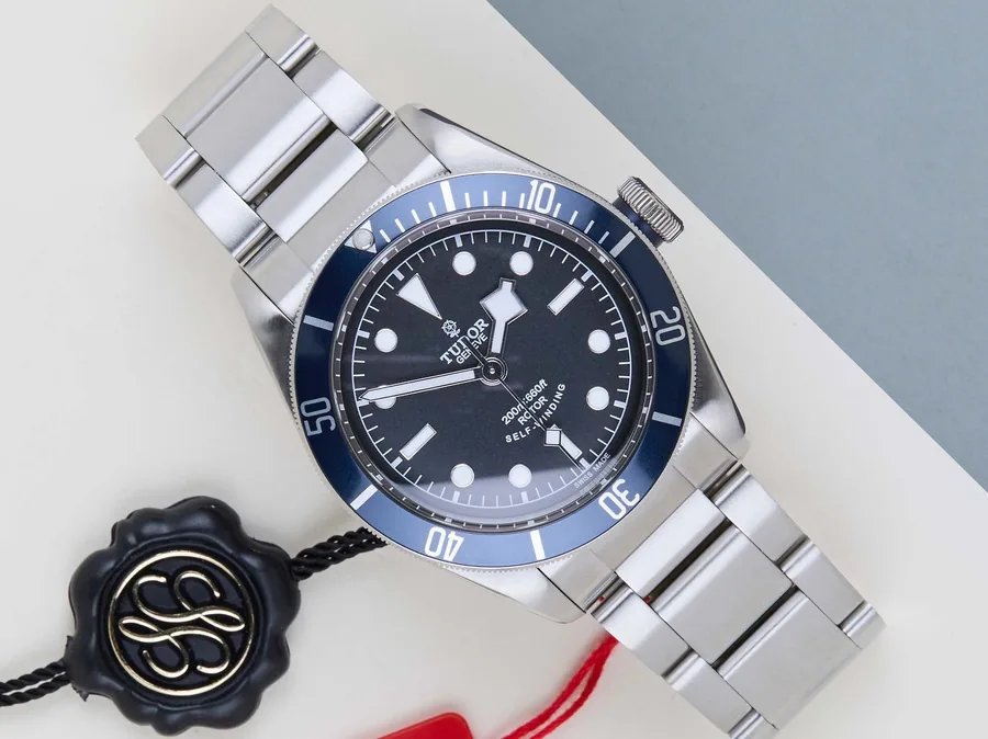 Tudor Black Bay 79220B-0001