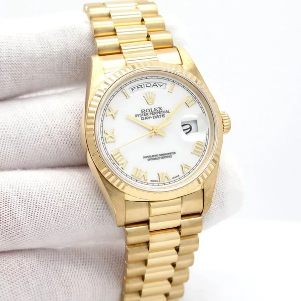 Rolex Day-Date 3618k Yellow Gold - Diamond Dial Ref. 18238