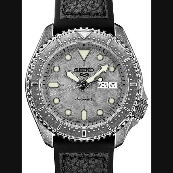 Seiko 5 Sports 24-Jewel SRPE79