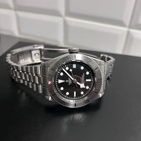 Tudor Black Bay 79730-0004