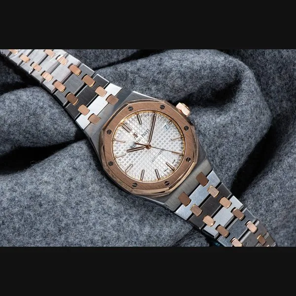 Audemars Piguet Royal Oak Selfwinding Two-Tone 15450S4.OO1256SR.01