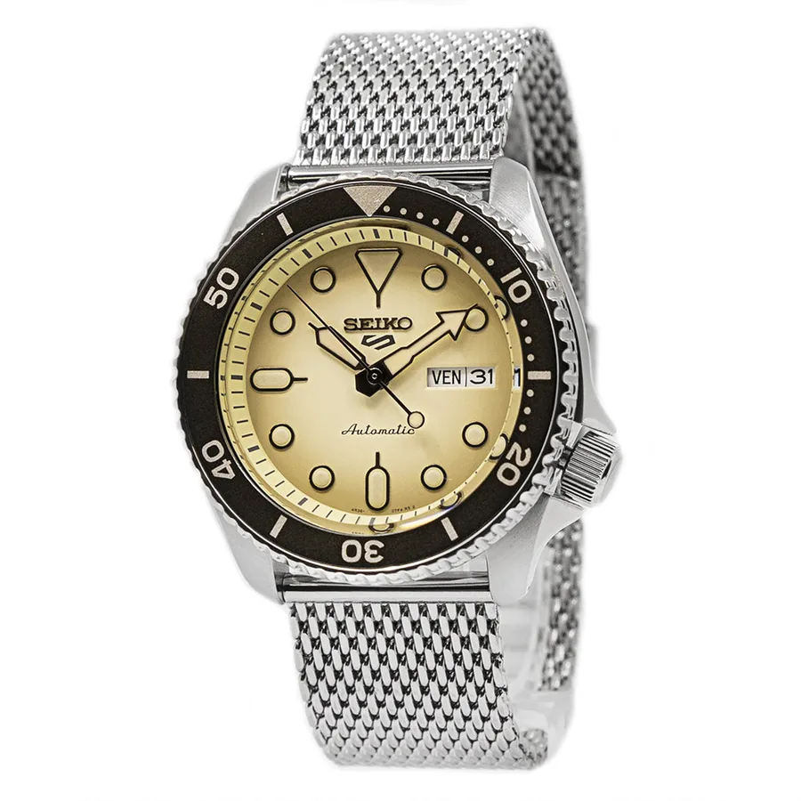 Seiko 5 Sports SRPD67K1