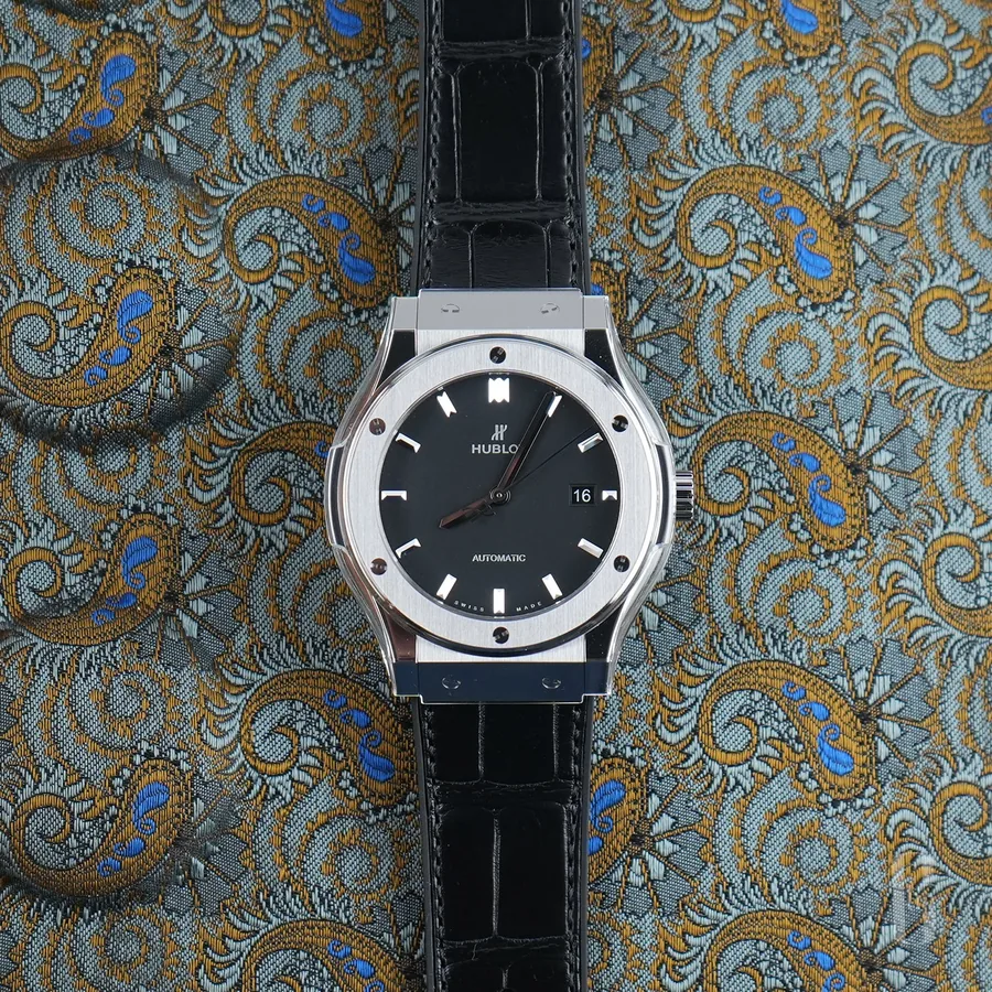 Hublot Classic Fusion42mm Black Dial Titanium Automatic 542.NX.1171.LR