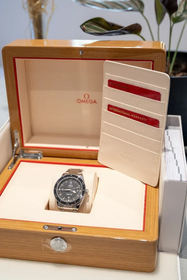 Omega VENDS Seamaster 300 - 4610 4610.30.02