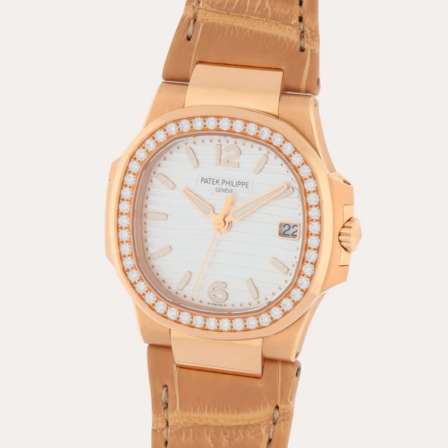 Patek Philippe Nautilus 7010R-011