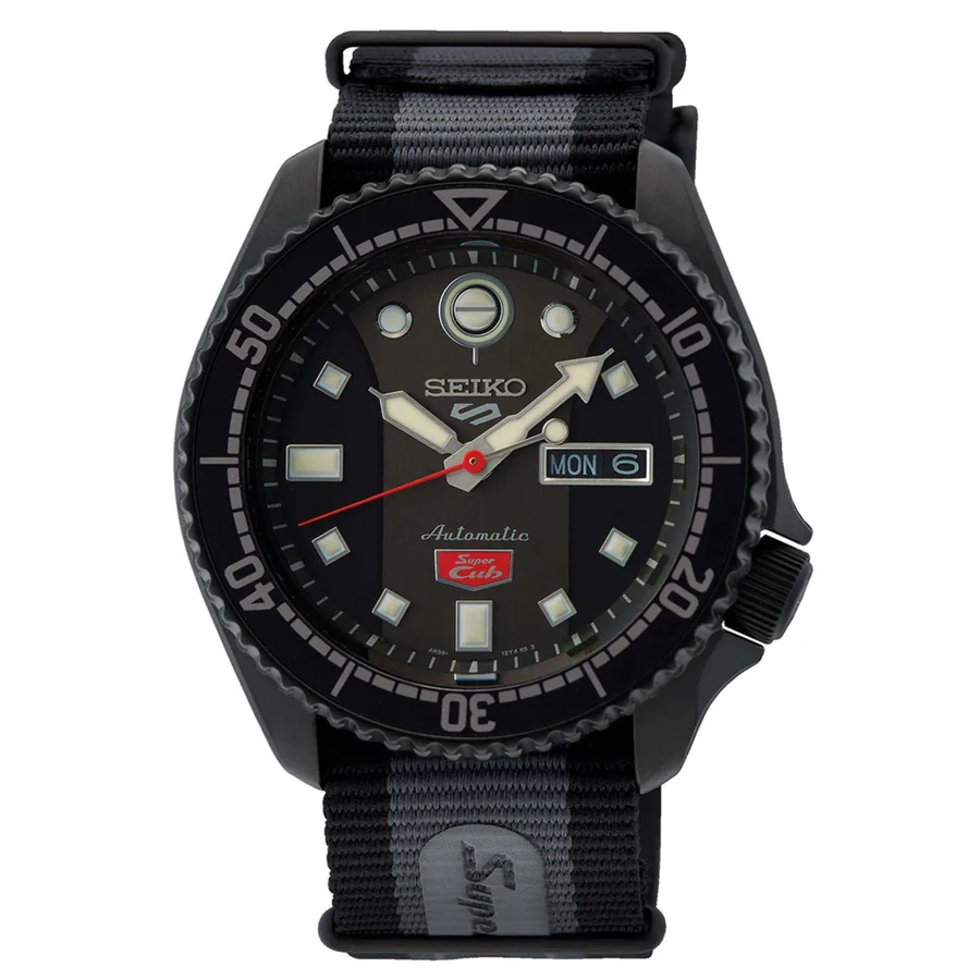 Seiko 5 Sports Limited Edition SRPJ75K1