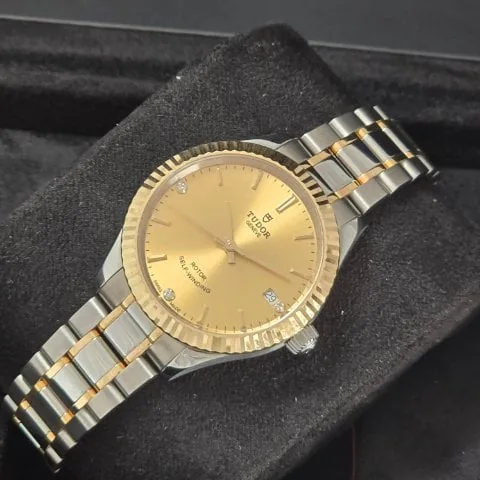 Tudor Style 12313-0007