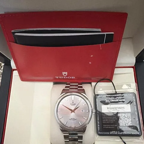 Tudor Style 12700-0001