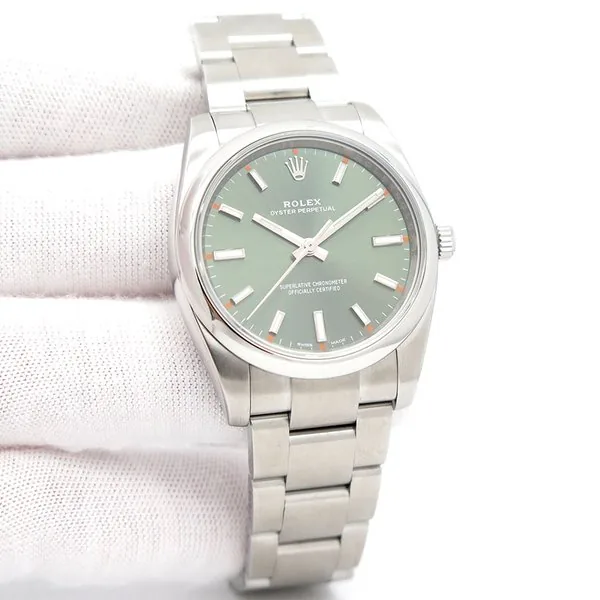 Rolex Oyster Perpetual 114200