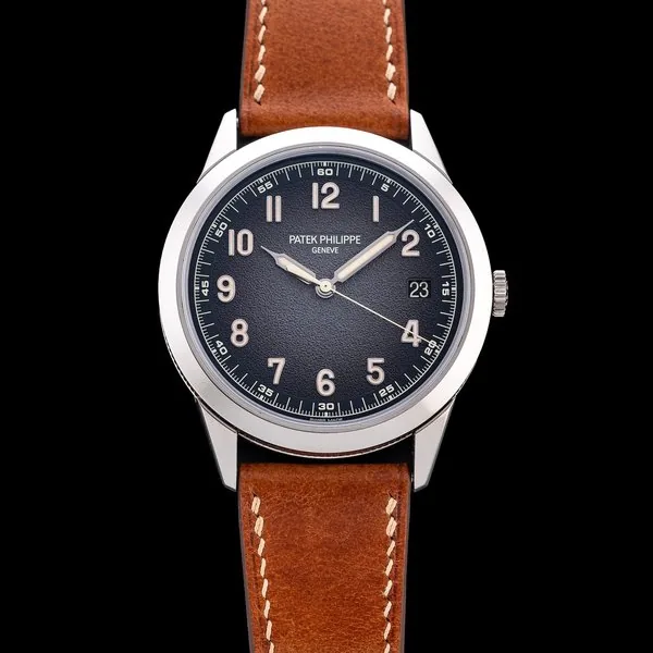 Patek Philippe Calatrava 5226G-001