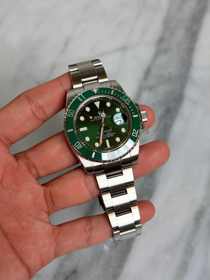 Rolex 2015 116610LV Hulk 14957