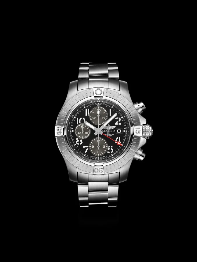 Breitling Avenger A24315101B1A1