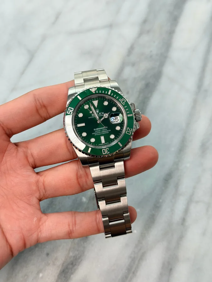 Rolex 2017 116610LV Hulk 15471