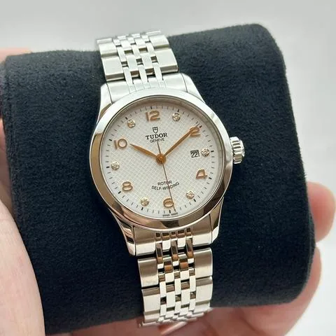 Tudor Unclassified 91350-0003