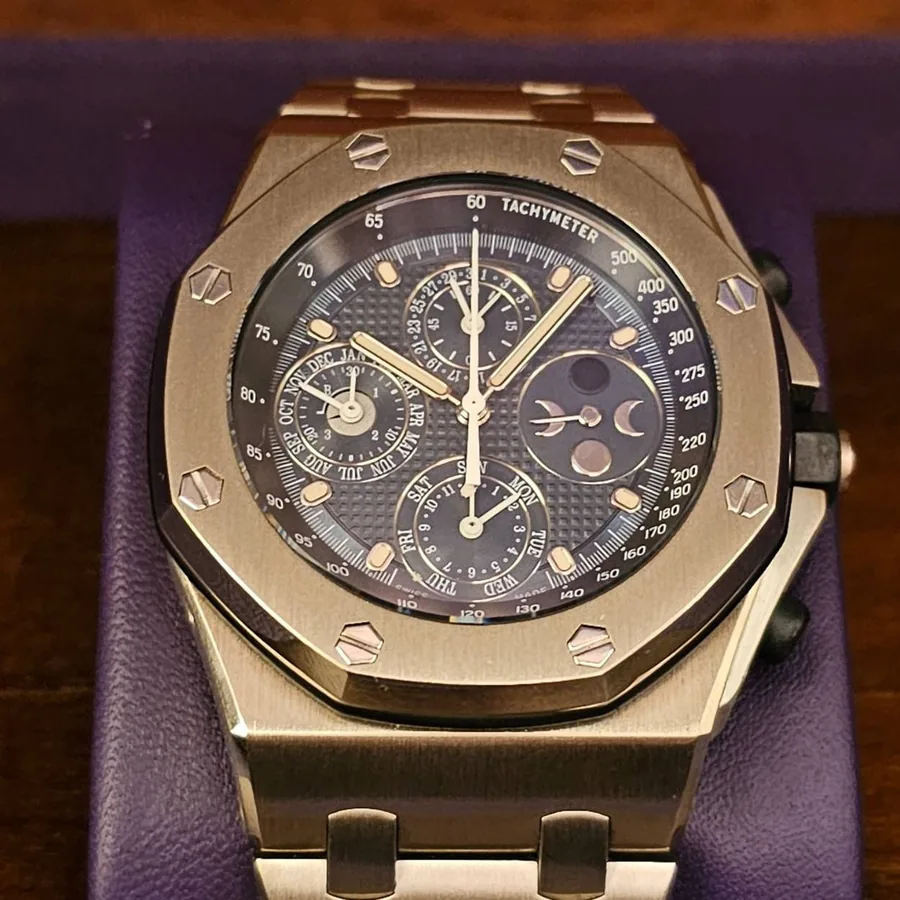 Audemars Piguet Royal Oak Offshore Quantieme 25854BC.O.1150BC.01