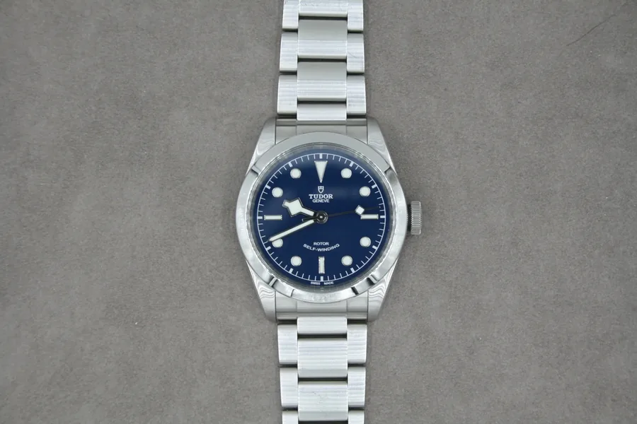 Tudor Black Bay 79540-0004