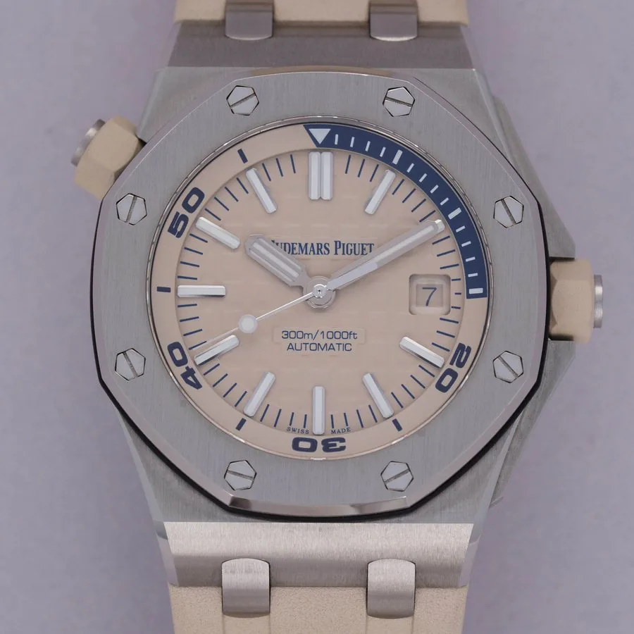 Audemars Piguet Royal Oak Offshore 15710ST.OO.A085CA.01