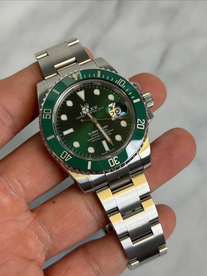 Rolex 2018 116610LV Hulk 15044