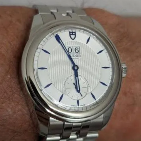 Tudor Glamour Double Date 57100-0001