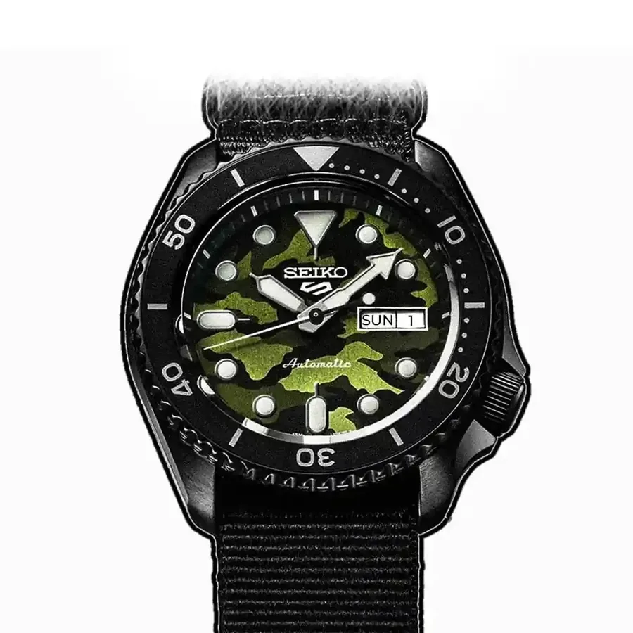 Seiko 5 Sports SRPJ37K1