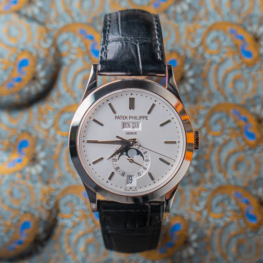 Patek Philippe Annual Calendar5396G - COMPLICATIONS White Gold 5396G-011